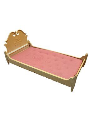 Barbie Suzy Goose Doll Bed With Pink Tufted Mattress & Headboard 12 x 6.5" READ
